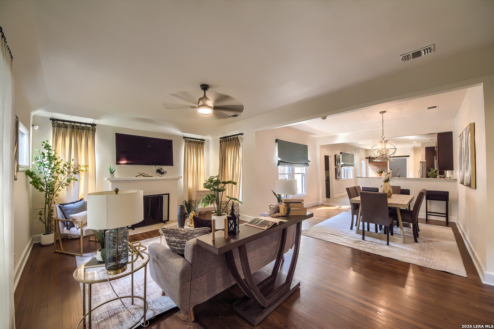 811 E Magnolia Avenue San Antonio TX 78212