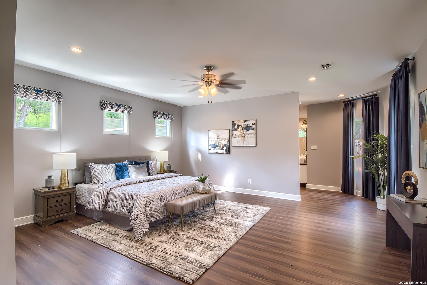 811 E Magnolia Avenue San Antonio TX 78212