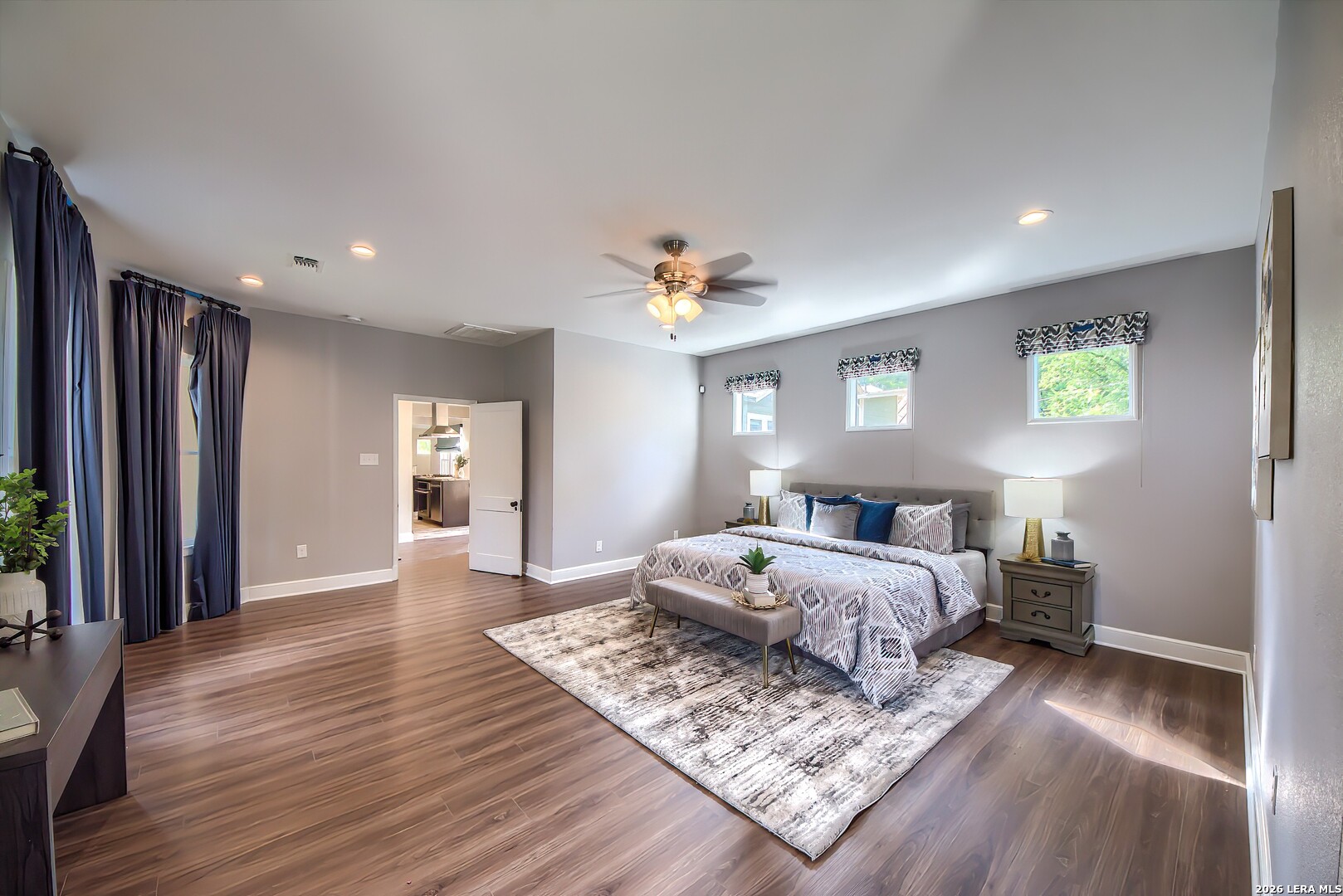 811 E Magnolia Avenue San Antonio TX 78212