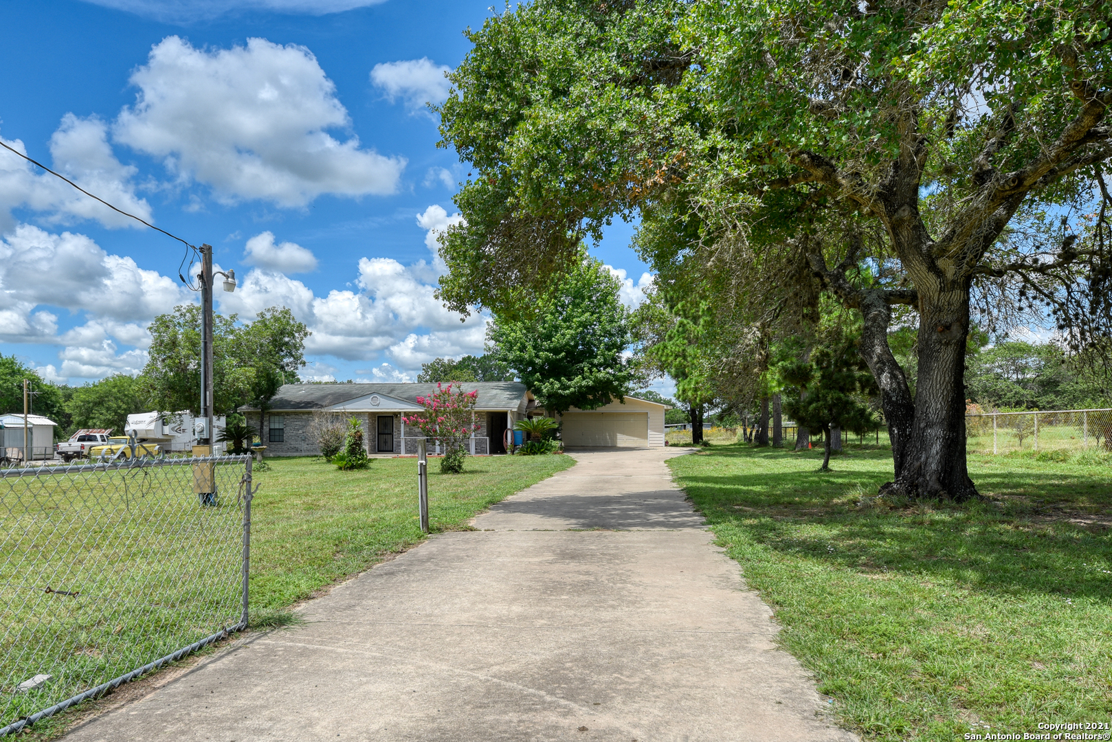 234 Long Creek Drive Floresville TX 78114