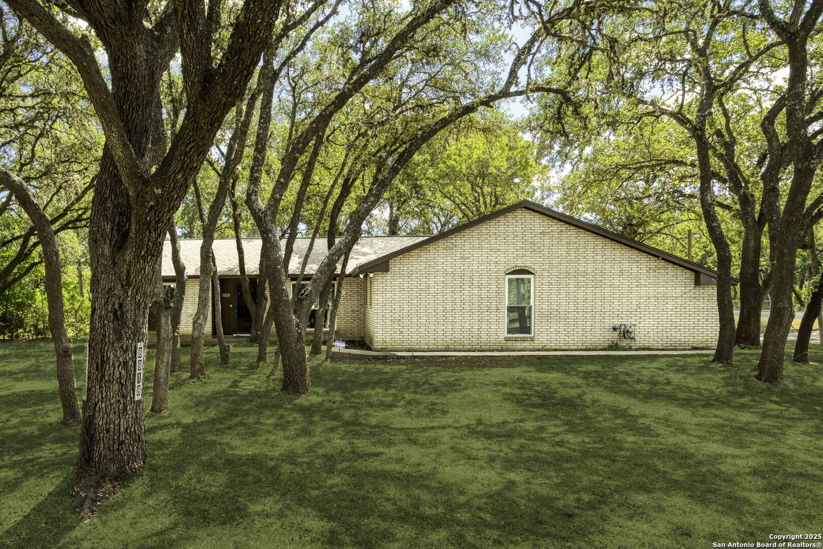 8818 Apache Trail San Antonio TX 78255