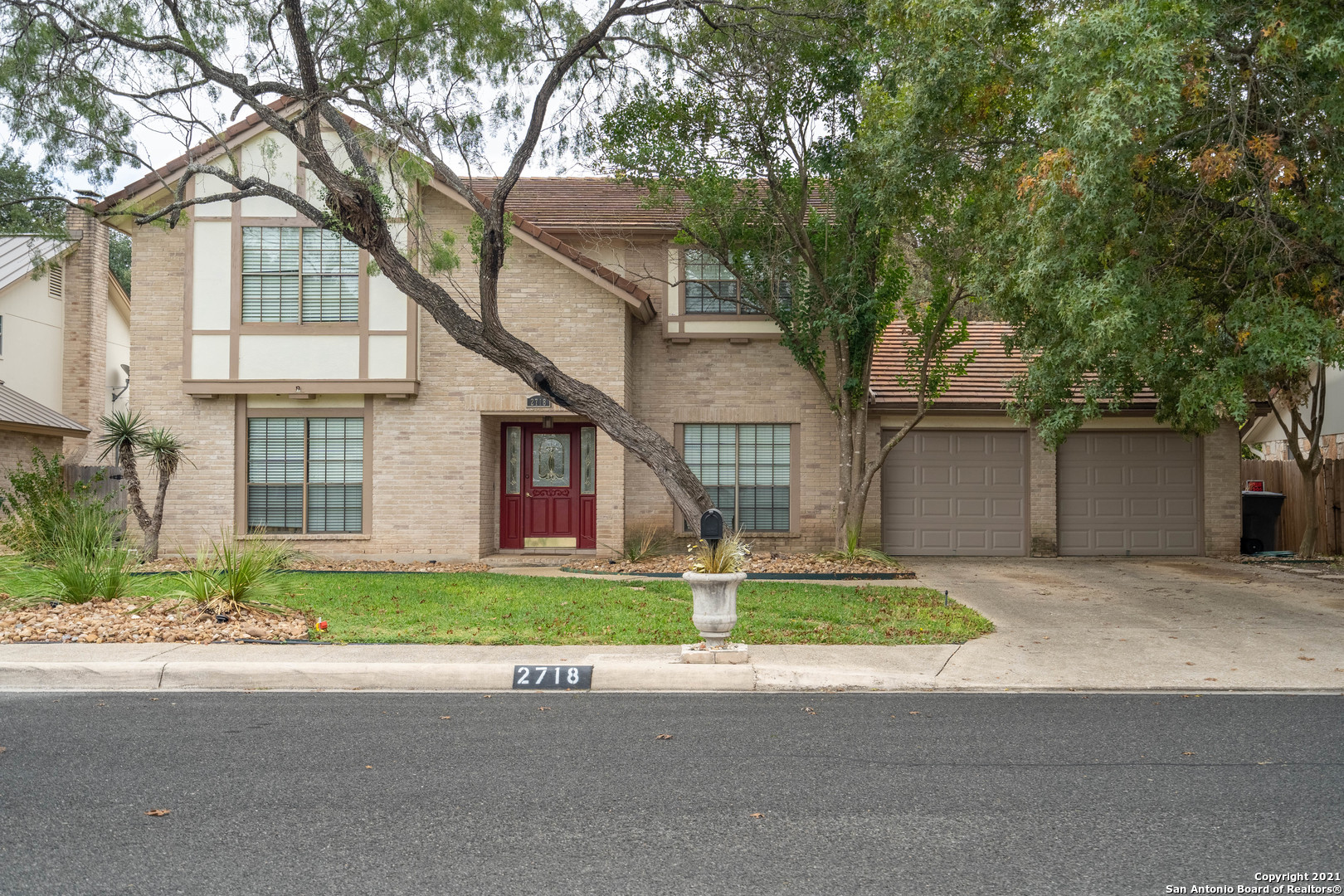 2718 Peppermill Run Street San Antonio TX 78231