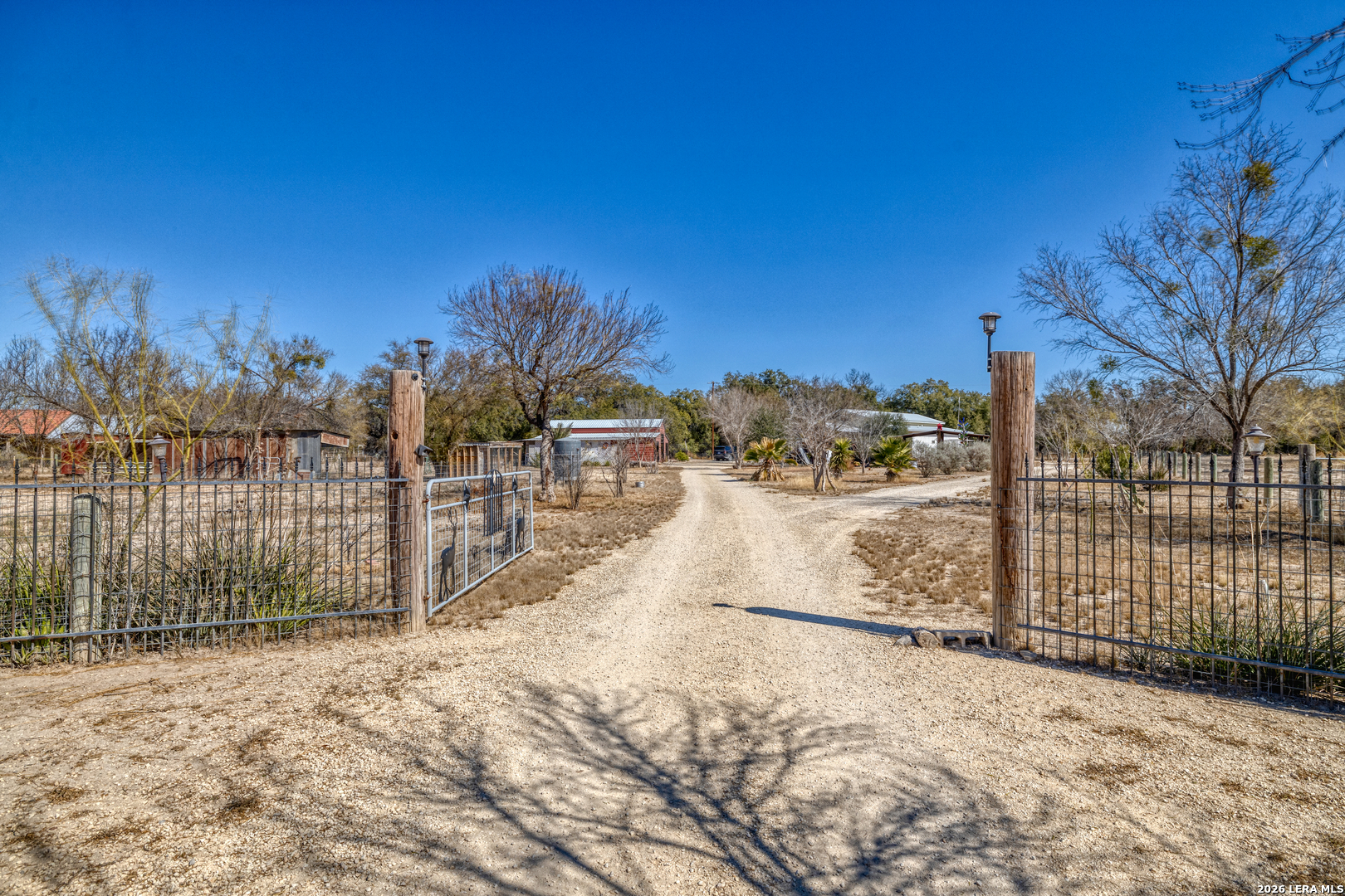 1140 E Curtis Bourn Crystal City TX 78839