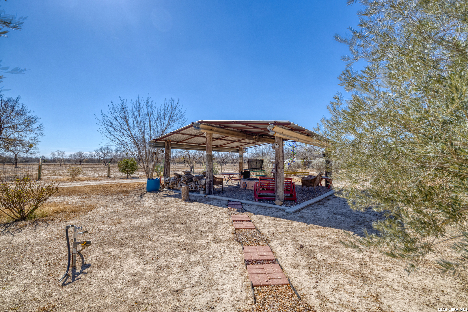 1140 E Curtis Bourn Crystal City TX 78839