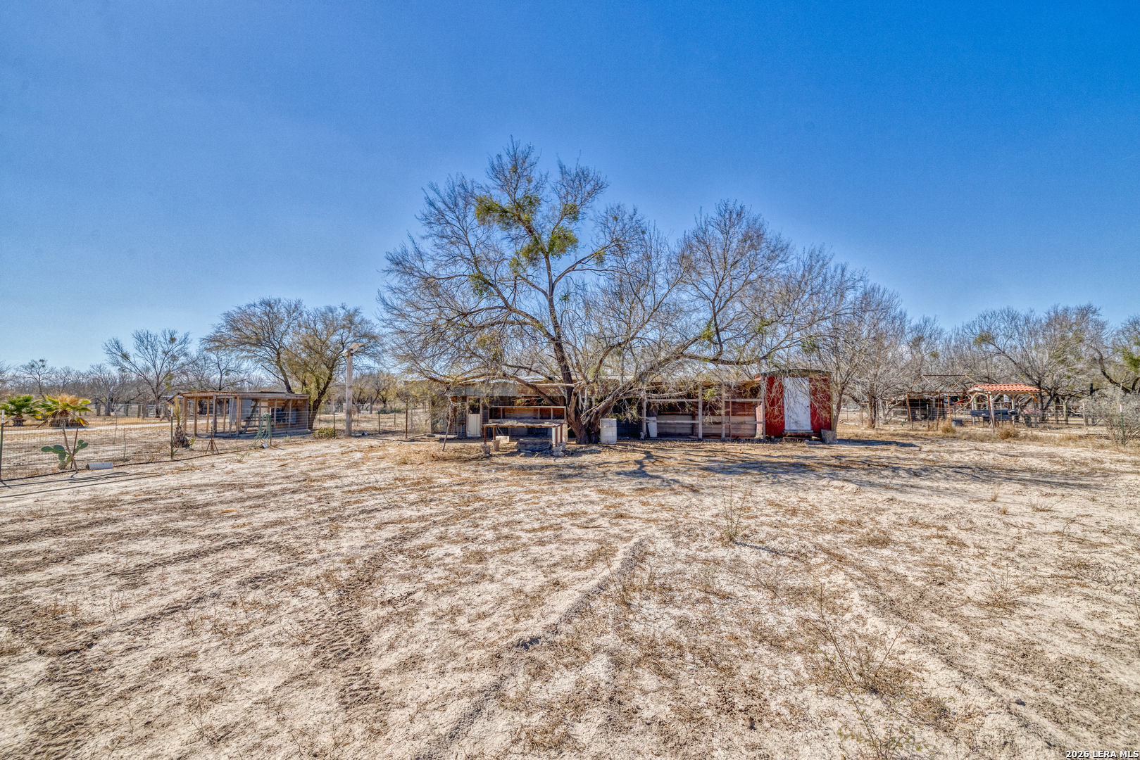 1140 E Curtis Bourn Crystal City TX 78839