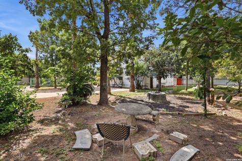 603 S San Joaquin Avenue San Antonio TX 78237