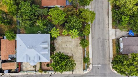 603 S San Joaquin Avenue San Antonio TX 78237