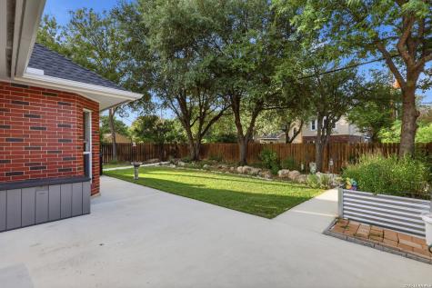 9423 Camino Venado Helotes TX 78023