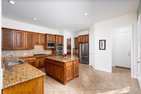 27611 Autumn Terrace Boerne TX 78006