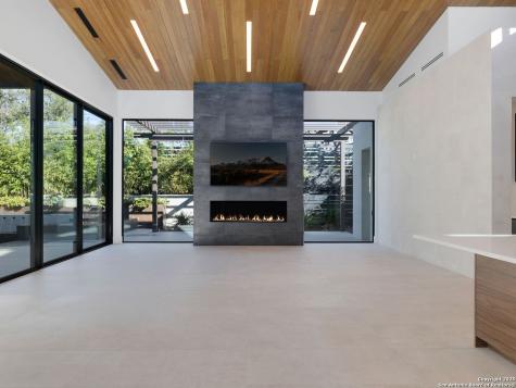 24606 Cliff Line San Antonio TX 78257