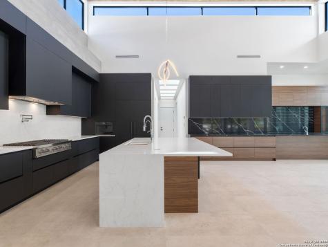 24606 Cliff Line San Antonio TX 78257