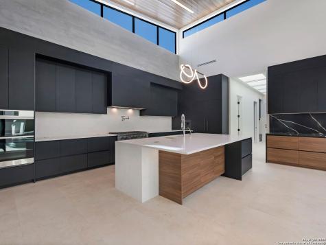 24606 Cliff Line San Antonio TX 78257