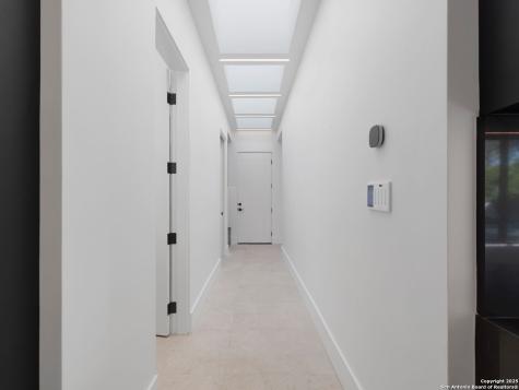 24606 Cliff Line San Antonio TX 78257