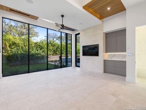 24606 Cliff Line San Antonio TX 78257