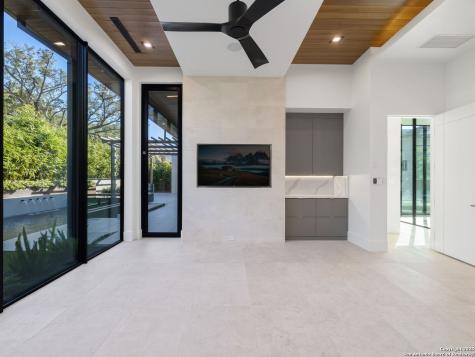 24606 Cliff Line San Antonio TX 78257