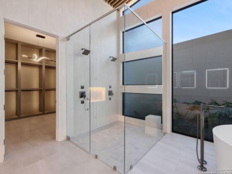 24606 Cliff Line San Antonio TX 78257