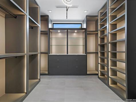 24606 Cliff Line San Antonio TX 78257