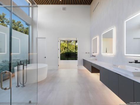 24606 Cliff Line San Antonio TX 78257