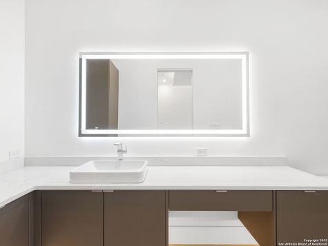 24606 Cliff Line San Antonio TX 78257