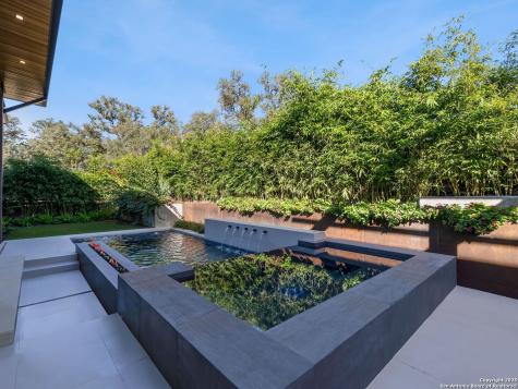 24606 Cliff Line San Antonio TX 78257