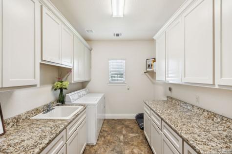 1994 Fm 3006 Pleasanton TX 78064