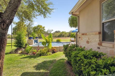 1994 Fm 3006 Pleasanton TX 78064