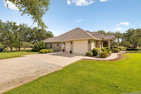1994 Fm 3006 Pleasanton TX 78064