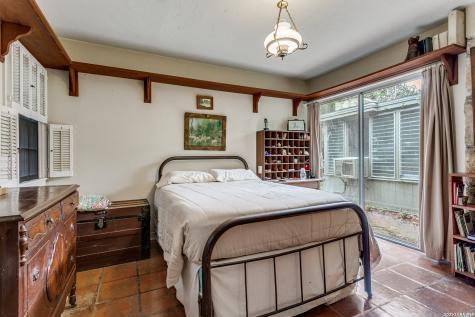231 E Sunset San Antonio TX 78209