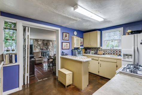 231 E Sunset San Antonio TX 78209