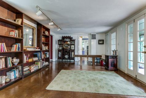 231 E Sunset San Antonio TX 78209