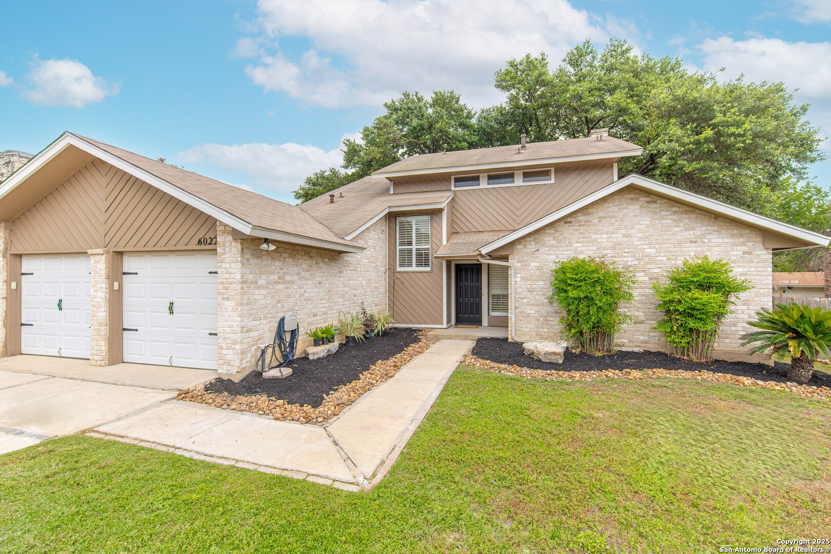 6022 Royal Wood San Antonio TX 78239