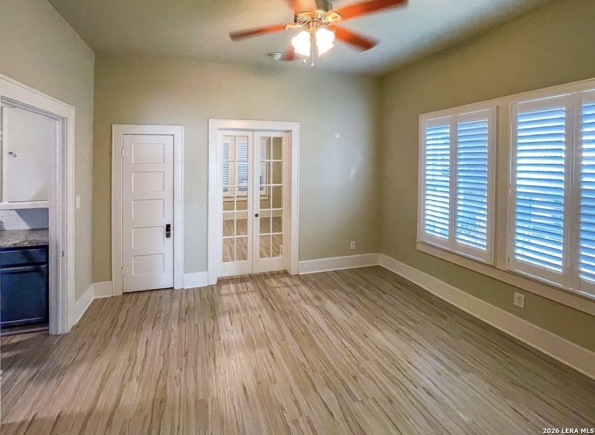 423 S 6th Street Kenedy TX 78119