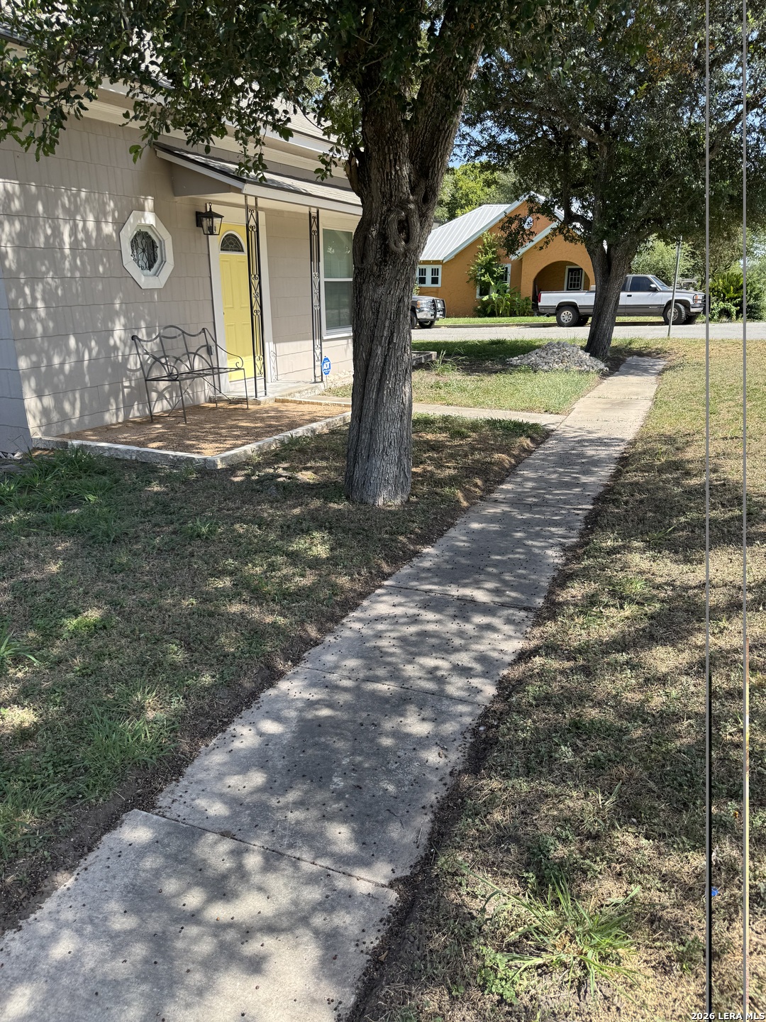 423 S 6th Street Kenedy TX 78119