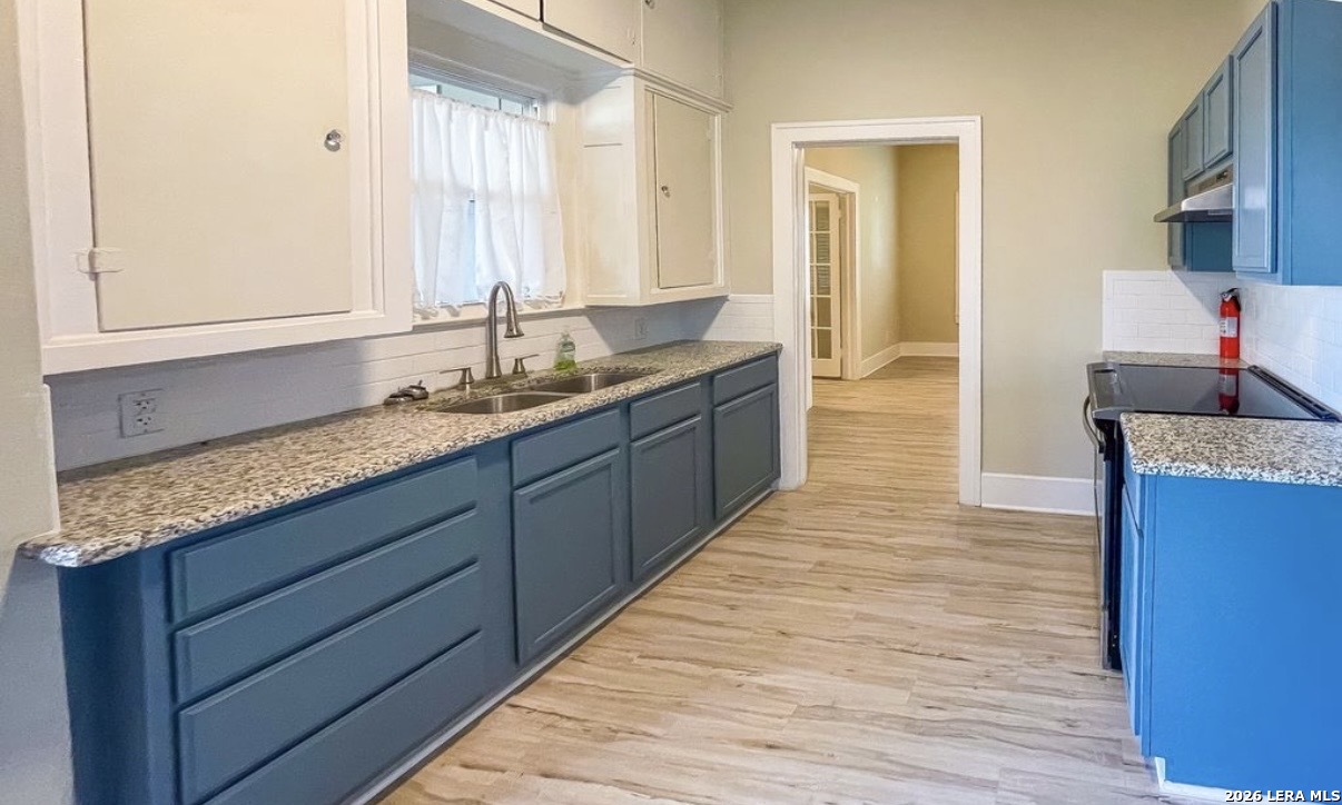 423 S 6th Street Kenedy TX 78119