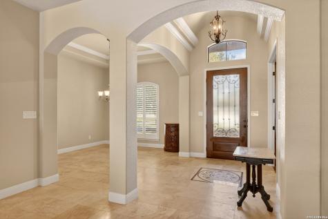 121 Abrego Mount Floresville TX 78114
