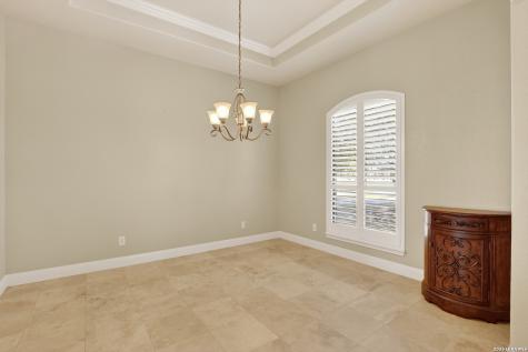 121 Abrego Mount Floresville TX 78114