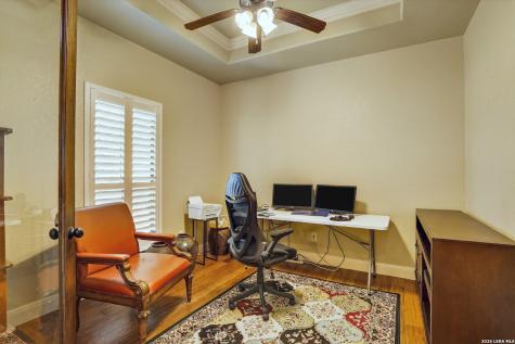 121 Abrego Mount Floresville TX 78114