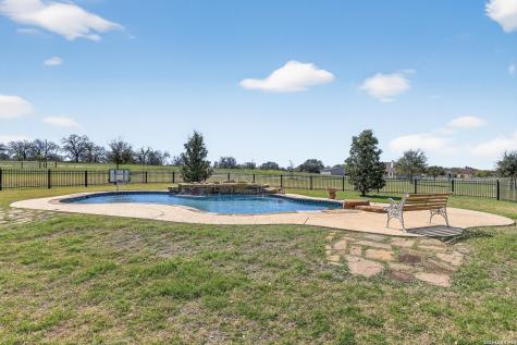 121 Abrego Mount Floresville TX 78114