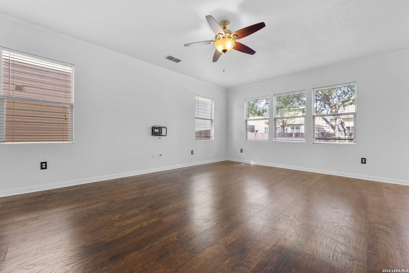 6011 Enchantment San Antonio TX 78218
