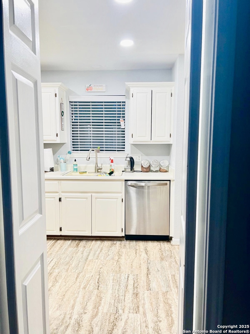 701 Thetford San Antonio TX 78254