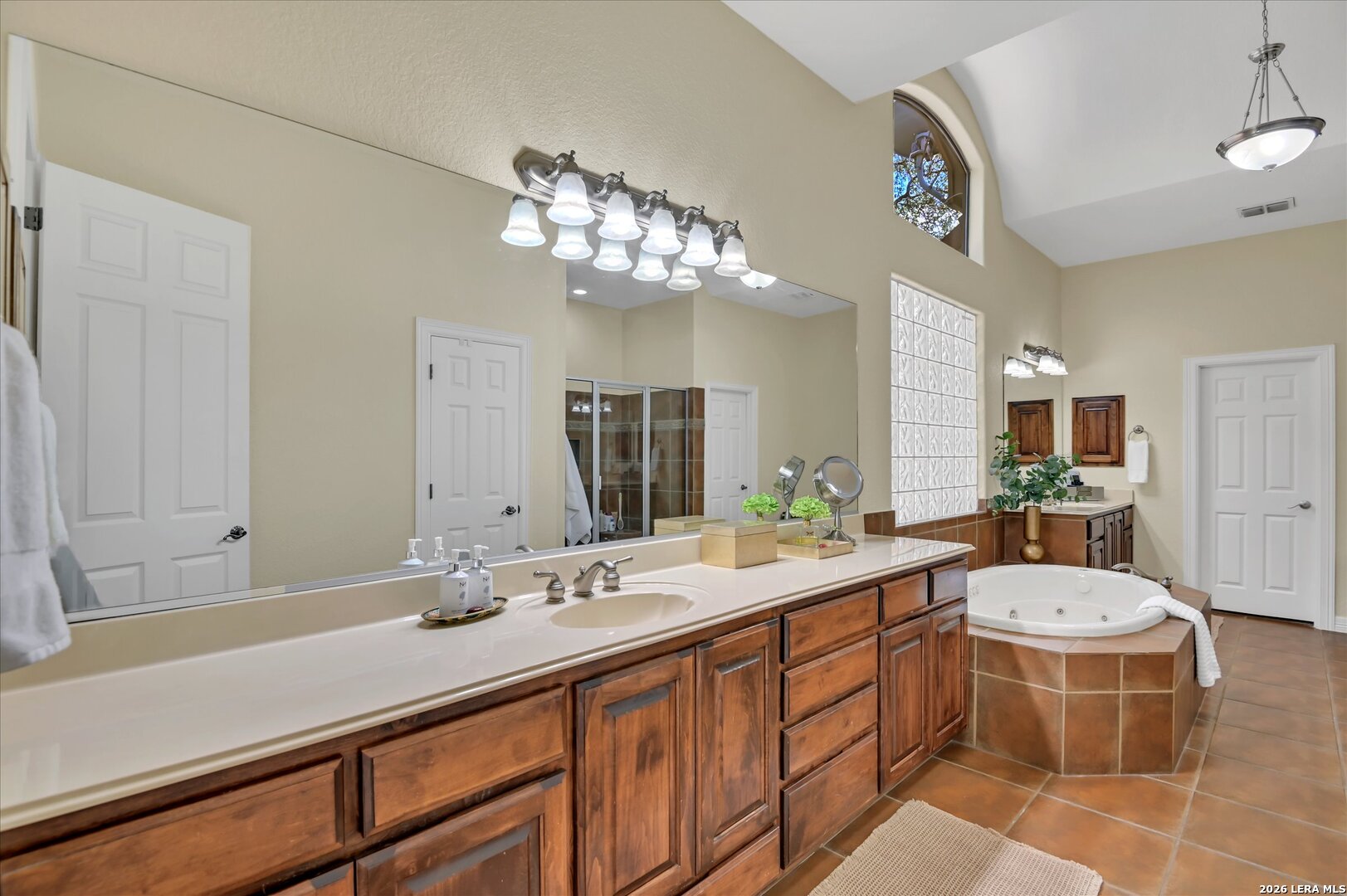 2715 Winding View San Antonio TX 78260