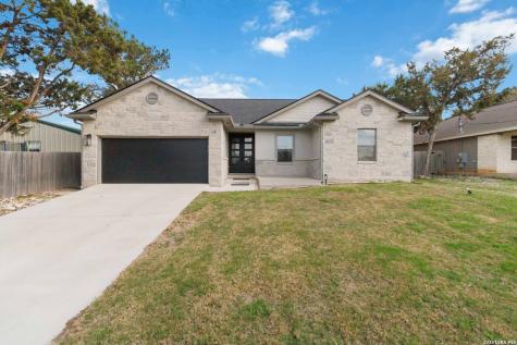 570 Forest Crest Canyon Lake TX 78133