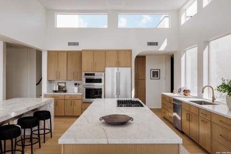 22719 E Range San Antonio TX 78255
