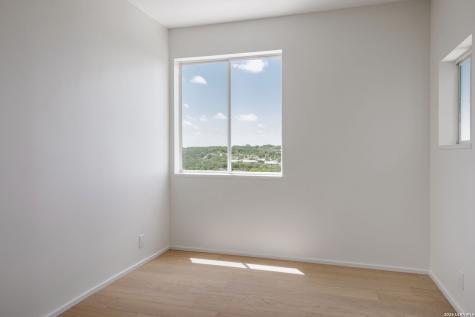 22719 E Range San Antonio TX 78255
