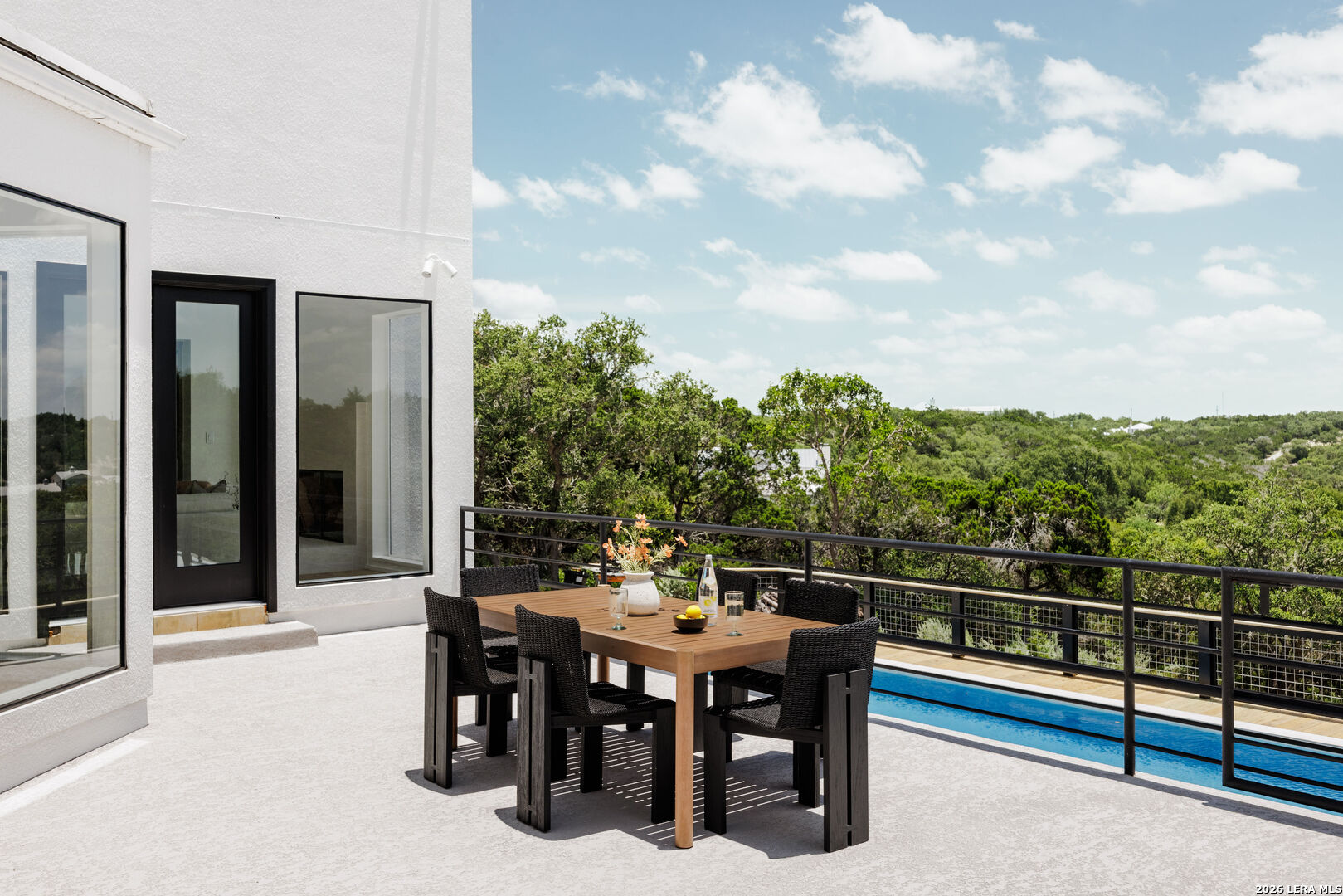 22719 E Range San Antonio TX 78255