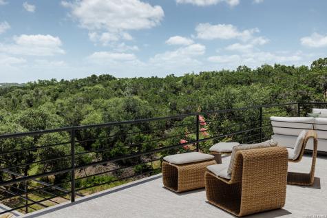 22719 E Range San Antonio TX 78255