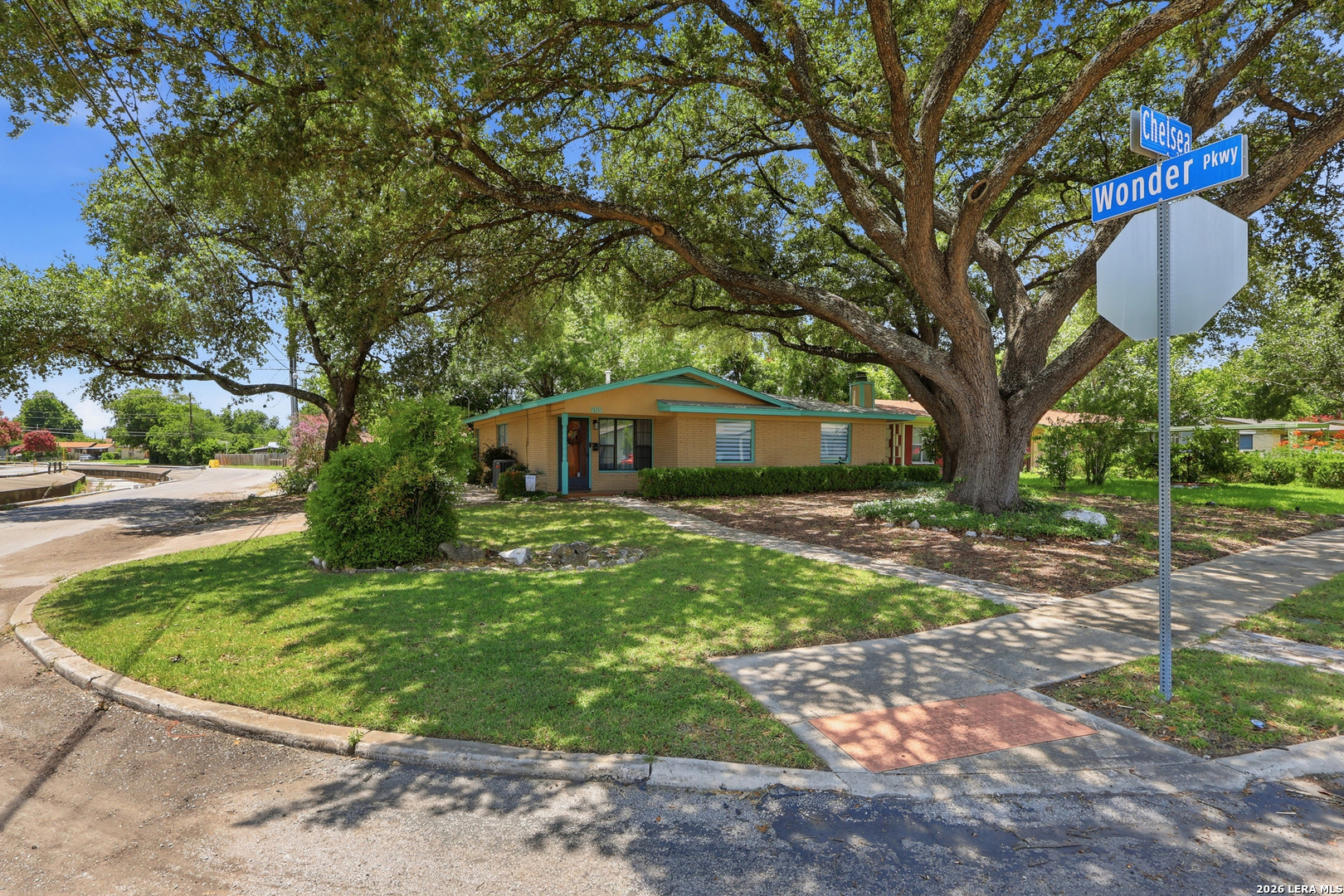 202 Chelsea Drive San Antonio TX 78213