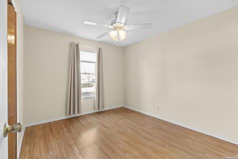 7337 Leading Oaks Street Live Oak TX 78233