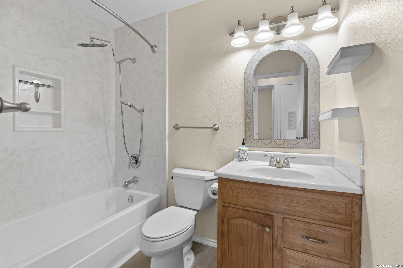 7337 Leading Oaks Street Live Oak TX 78233