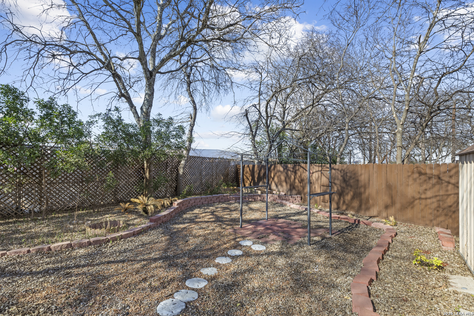 7337 Leading Oaks Street Live Oak TX 78233